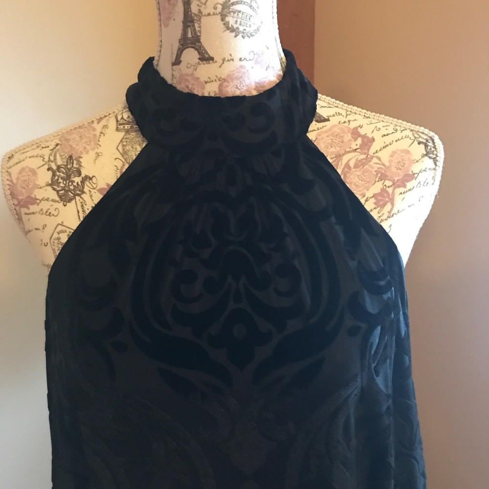 Velvet Black Dress - Picture 2 of 5
